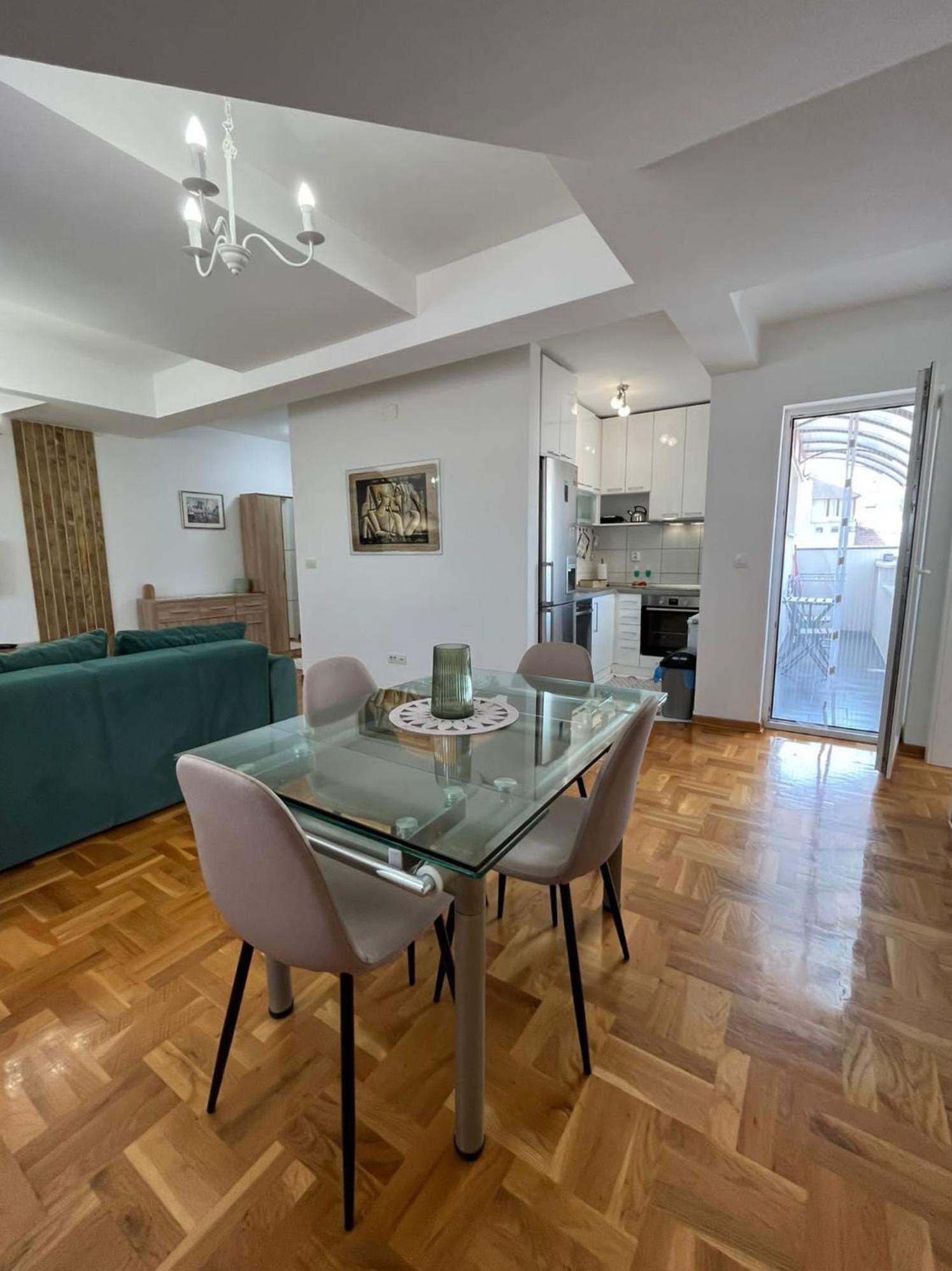 Apartman Mia Centar Kruševac Exteriér fotografie